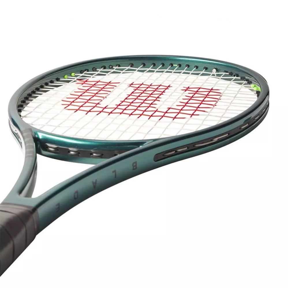 Wilson Blade 98 Pro Stock 18x20 V9 (305g) Racket