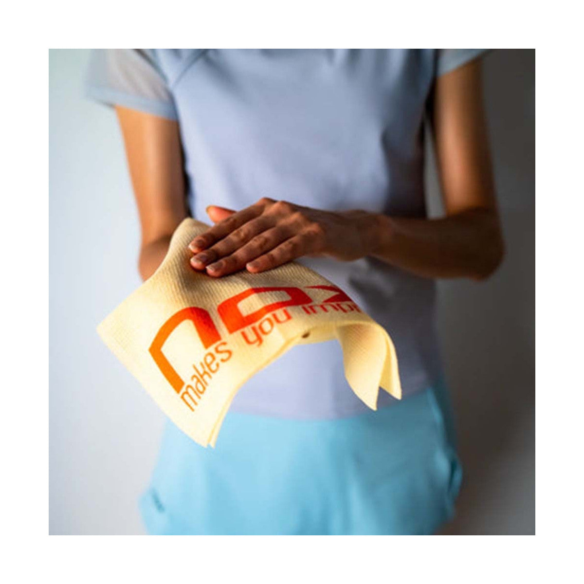 Nox Gorilla Gold Grip Enhancer Towel – 3
